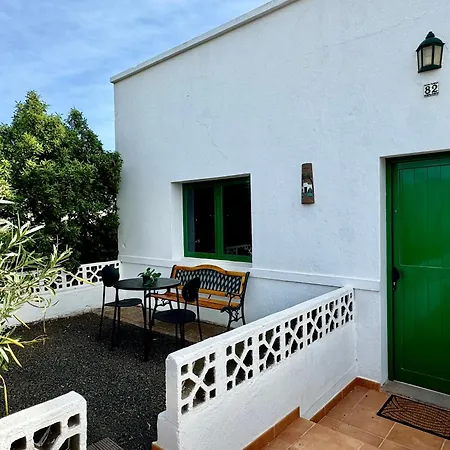 Casa Flora By Vulcano Homes * Teseguite