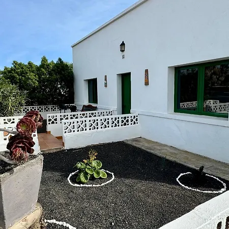 Casa Flora By Vulcano Homes Apartment Teseguite