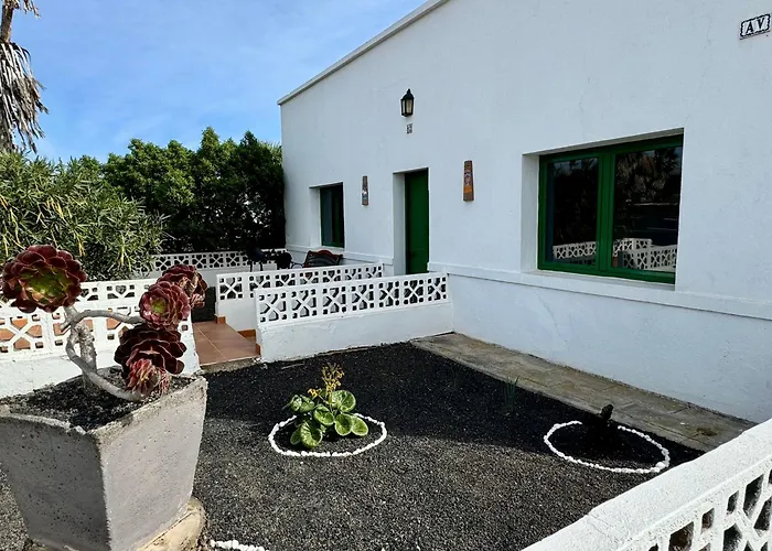 Casa Flora By Vulcano Homes Apartment Teseguite